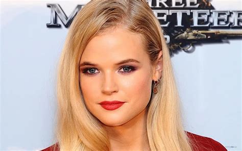 About Gabriella Wilde: Age, Children, Husband,。